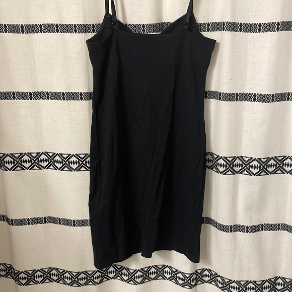 Black body con dress, Forever 21 size large - Picture 2 of 3